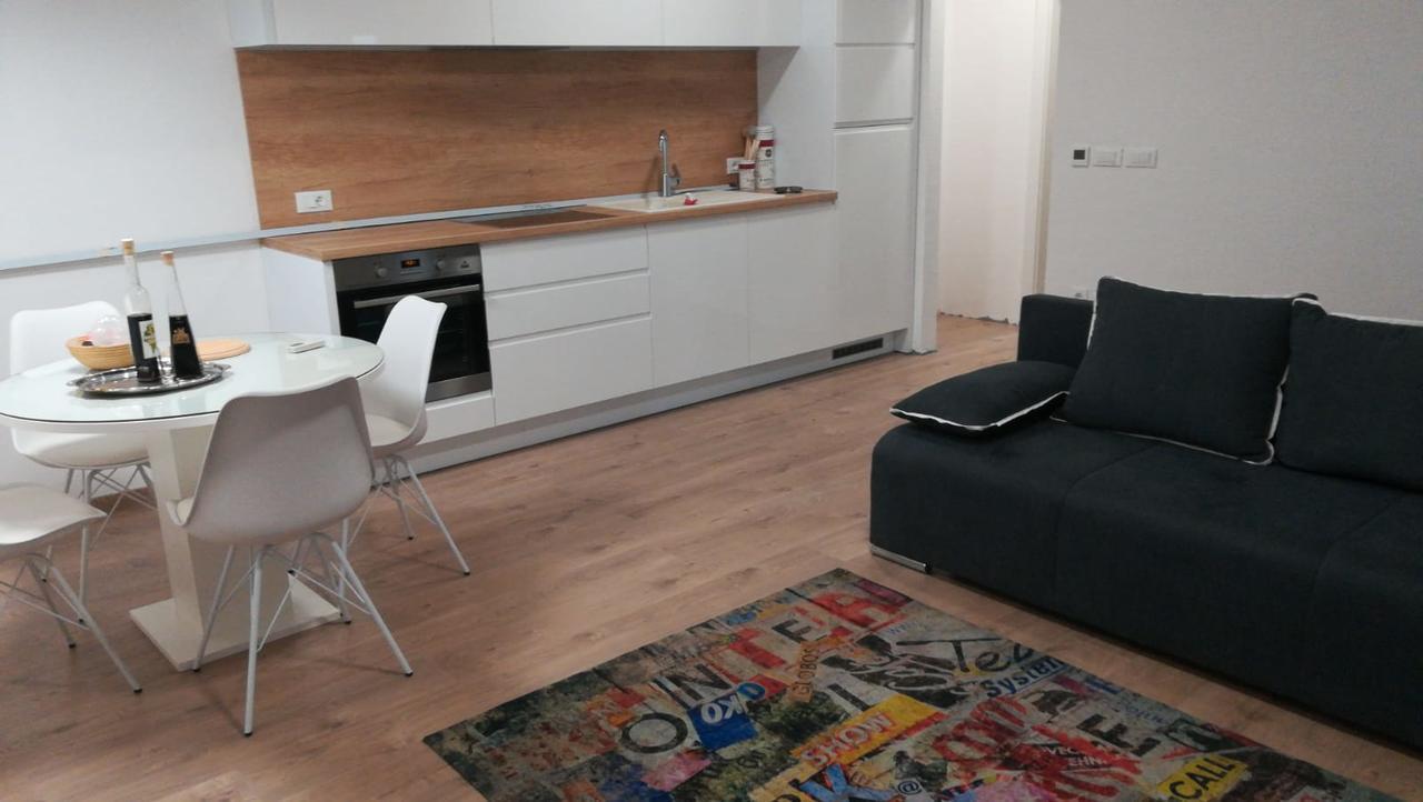 Centar Guest House Макарска Екстериор снимка