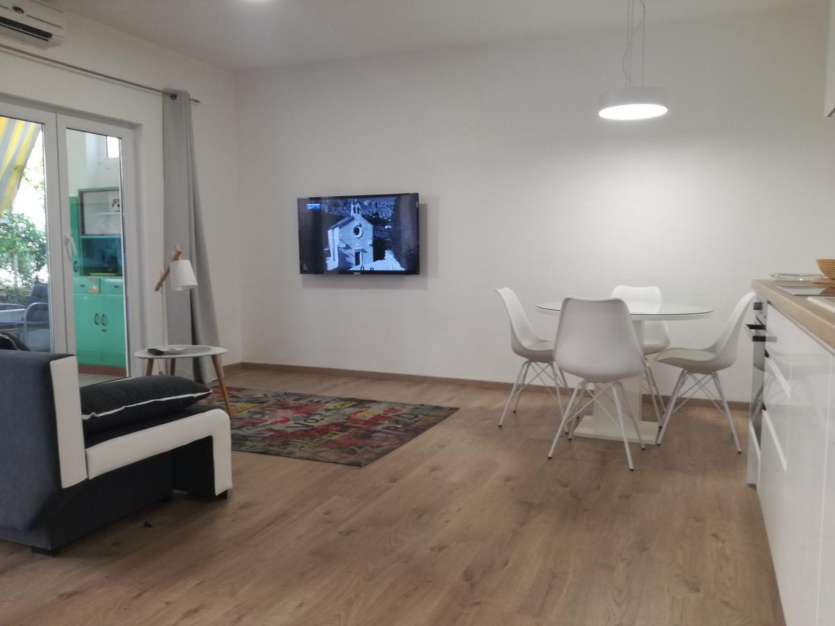 Centar Guest House Макарска Екстериор снимка